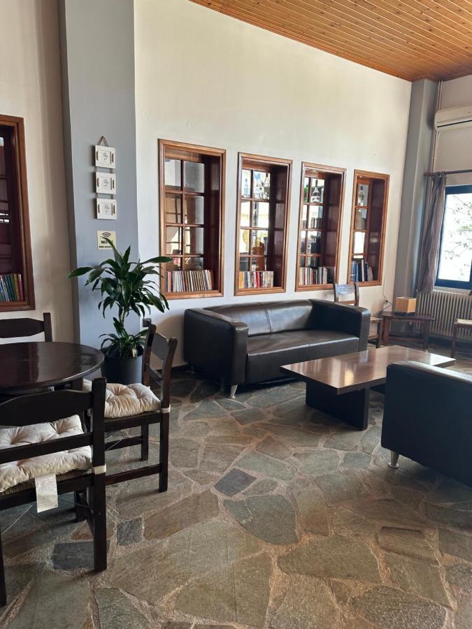 To Kyma Lejlighedshotel Amarynthos Eksteriør billede