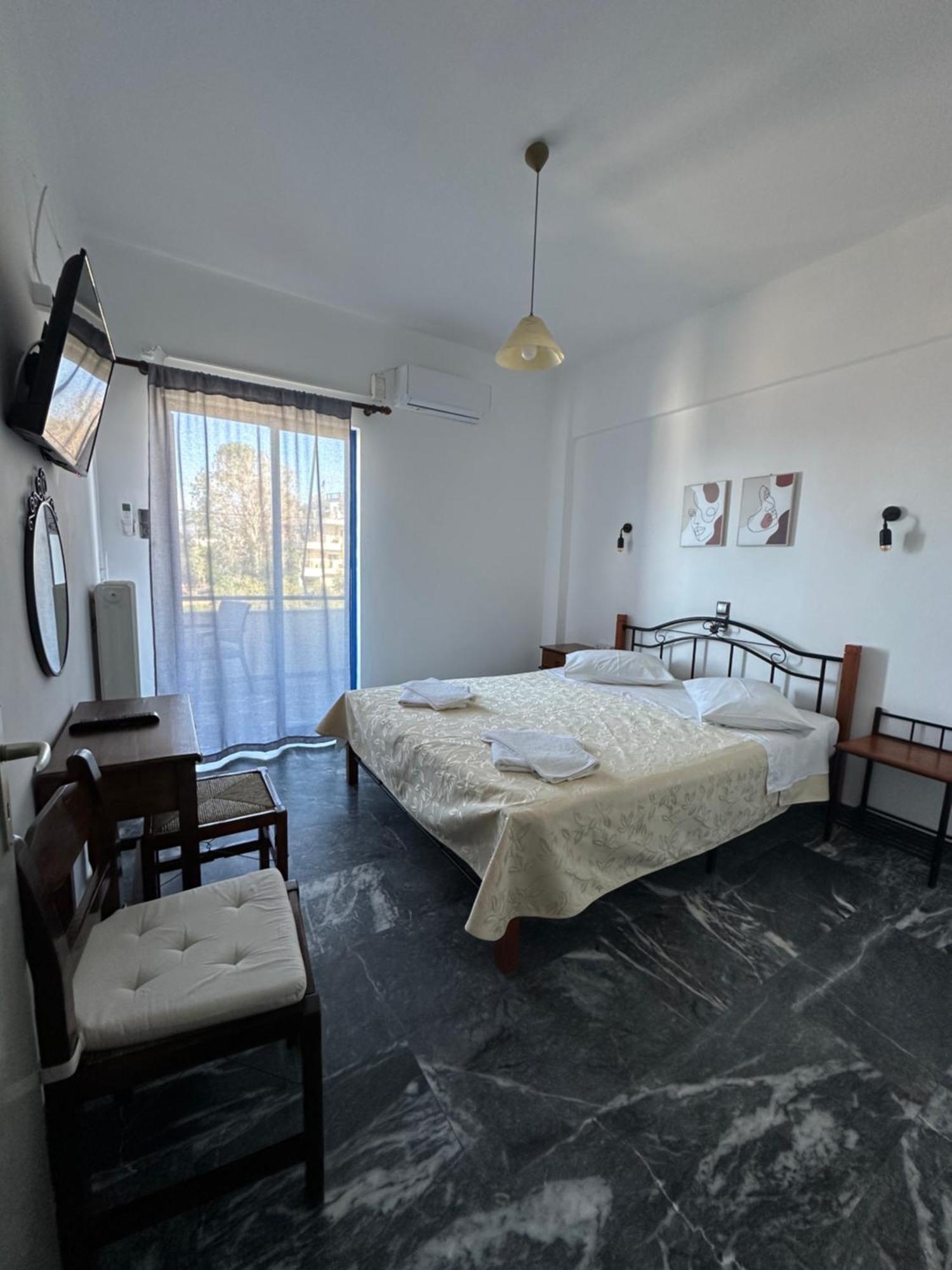 To Kyma Lejlighedshotel Amarynthos Eksteriør billede