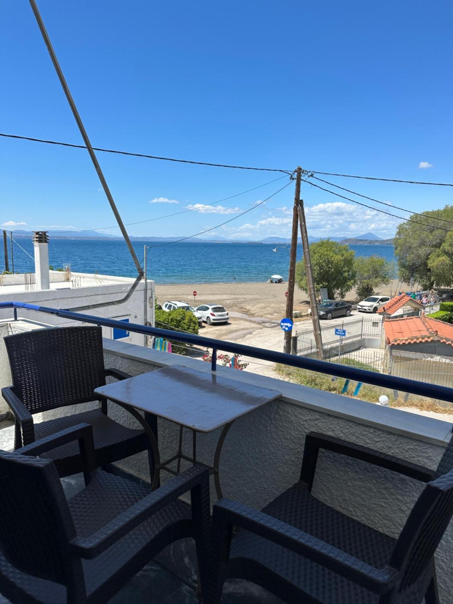 To Kyma Lejlighedshotel Amarynthos Eksteriør billede